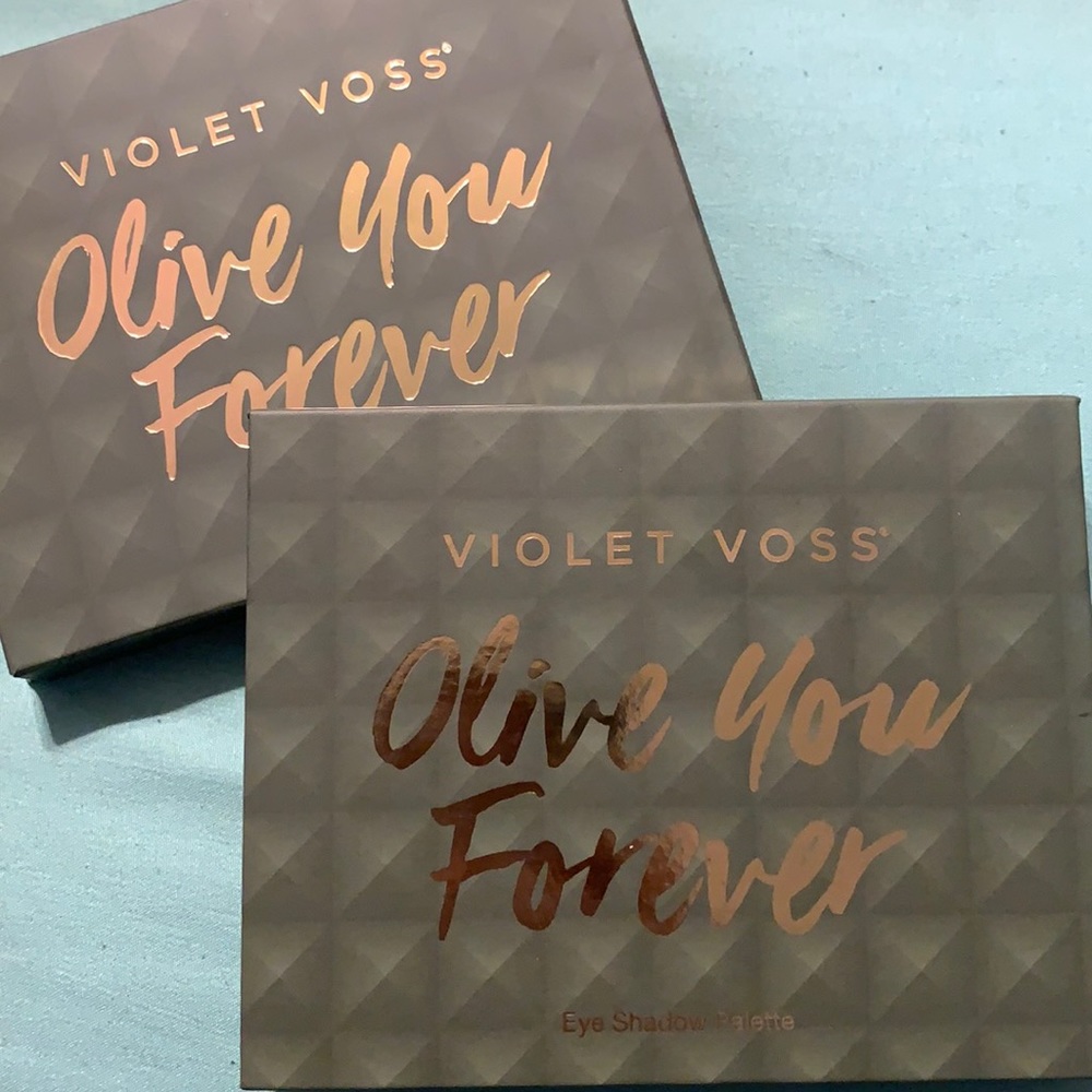Violet Voss Olive You Forever eyeshadow pallet